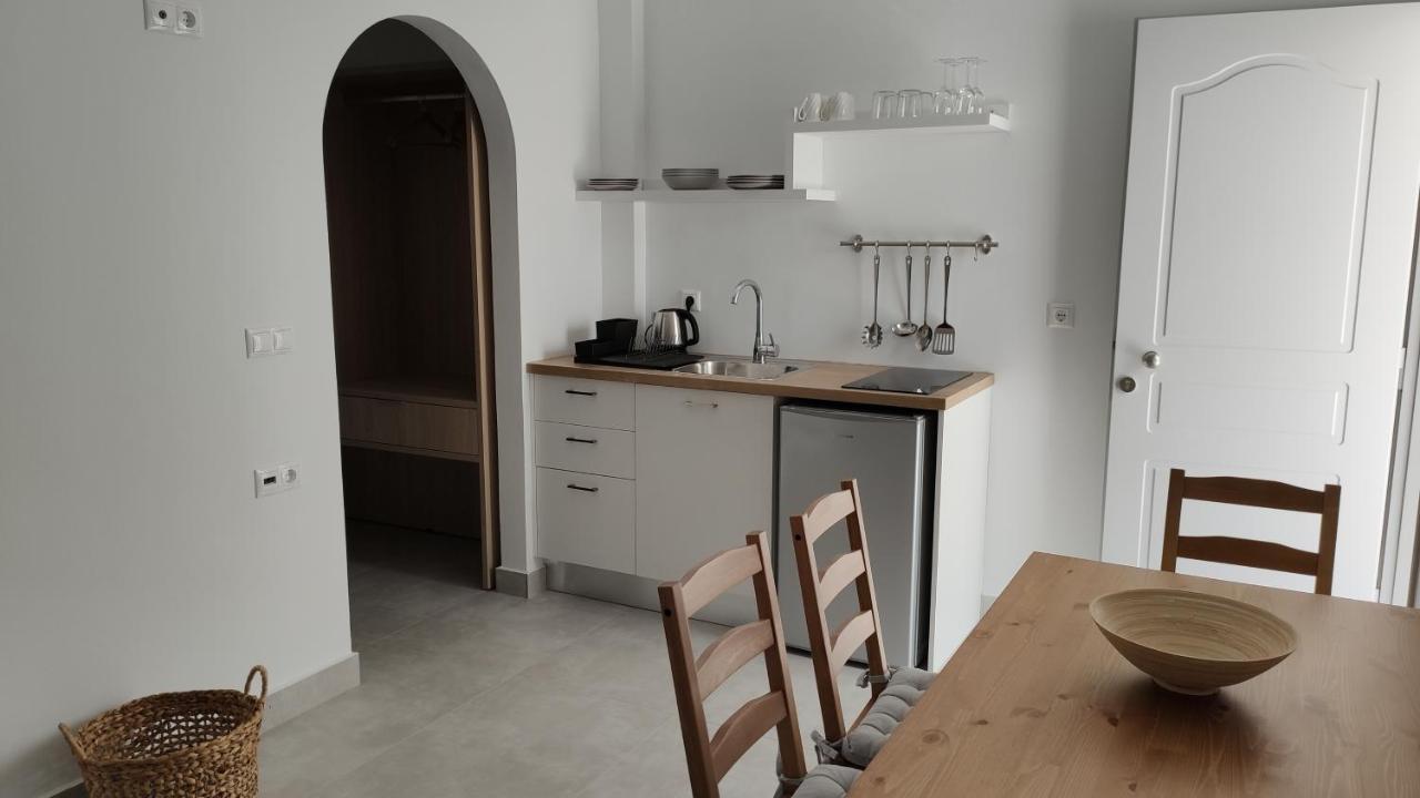 Ellie Aparthotel 3*